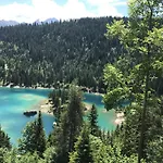 Mit Traumblick, Grossem Balkon Und Terrasse Laax