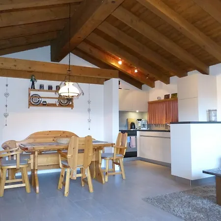 Mit Traumblick, Grossem Balkon Und Terrasse *