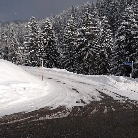 Mit Traumblick, Grossem Balkon Und Terrasse