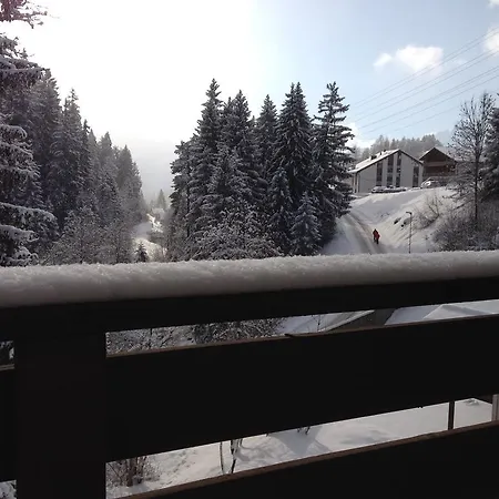 Mit Traumblick, Grossem Balkon Und Terrasse Laax