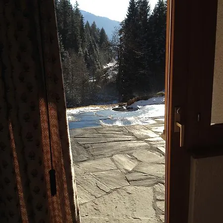 Apartment Mit Traumblick, Grossem Balkon Und Terrasse Laax