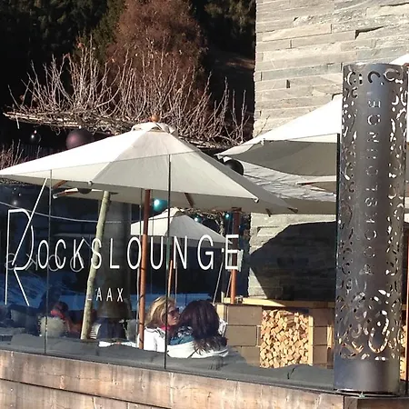 Mit Traumblick, Grossem Balkon Und Terrasse Laax