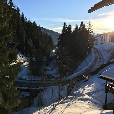 Apartment Mit Traumblick, Grossem Balkon Und Terrasse Laax