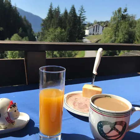 Mit Traumblick, Grossem Balkon Und Terrasse アパート *