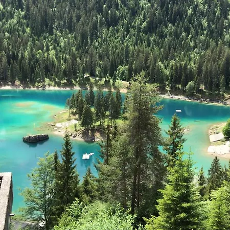 Mit Traumblick, Grossem Balkon Und Terrasse Appartement Laax