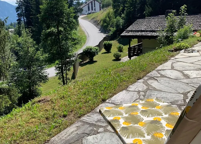 Mit Traumblick, Grossem Balkon Und Terrasse