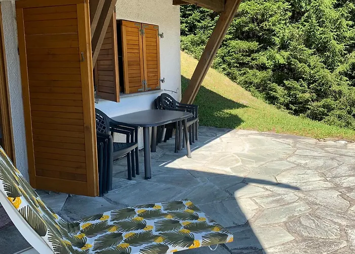 Mit Traumblick, Grossem Balkon Und Terrasse Daire