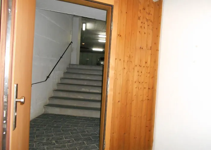 Mit Traumblick, Grossem Balkon Und Terrasse *