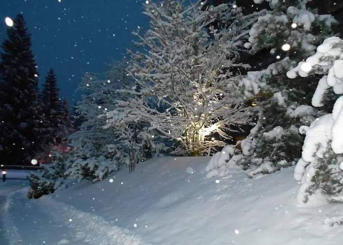 Mit Traumblick, Grossem Balkon Und Terrasse Laax