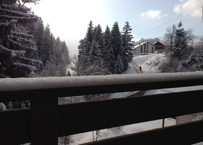 Mit Traumblick, Grossem Balkon Und Terrasse Laax