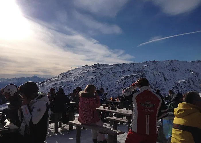 Mit Traumblick, Grossem Balkon Und Terrasse Laax