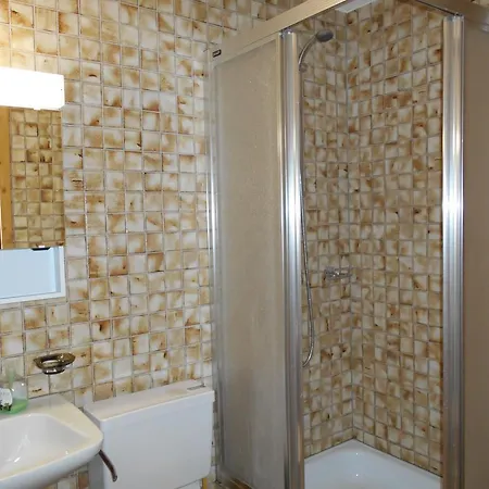 Mit Traumblick, Grossem Balkon Und Terrasse لاكس