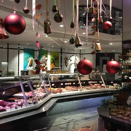 شقة Mit Traumblick, Grossem Balkon Und Terrasse *