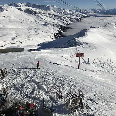 Mit Traumblick, Grossem Balkon Und Terrasse